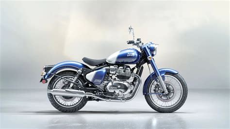 Motorrad Vergleich Royal Enfield Classic 650 2025 vs. Royal Enfield ...