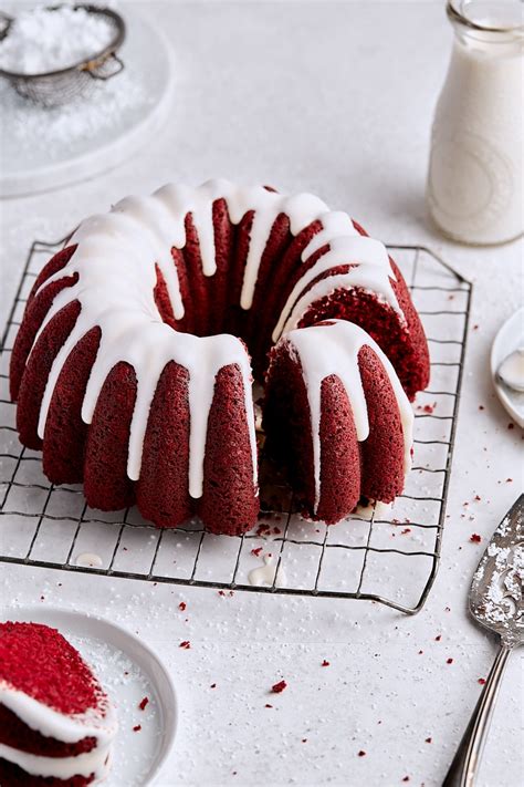 Bundt Cake Bliss: Delicious Recipes and Baking Tips – CakePedia
