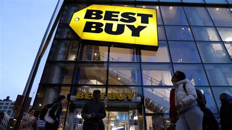 Best method for a truly flaky, golden pie crust & no soggy bottom?