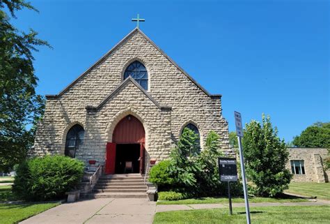 Heartland flaky pie crust: Butter vs. shortening for best texture?