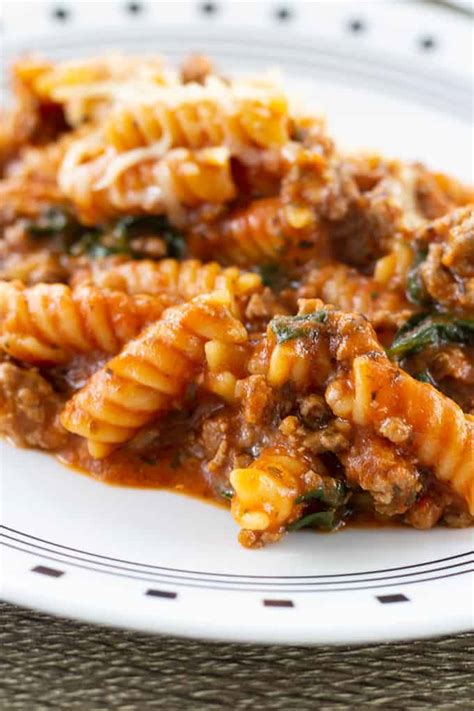 How to prevent mushy pasta & rubbery meat in hearty one-pot meals?