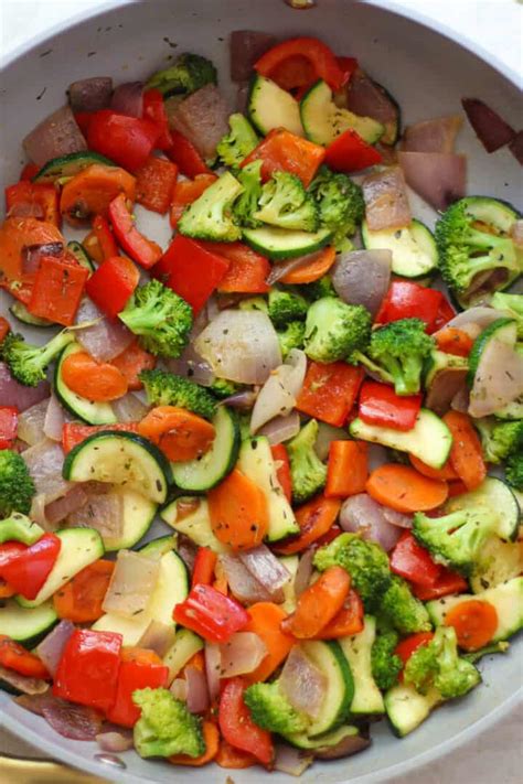 How to Saute Vegetables - MJ and Hungryman