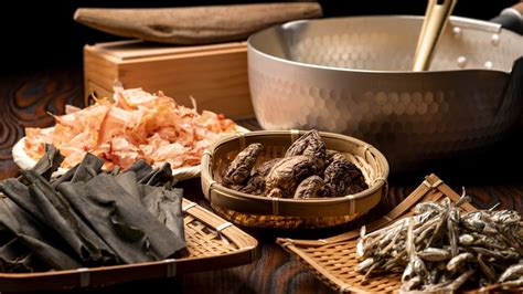 The Easy Way To Enhance The Flavor Of Jarred Gravy