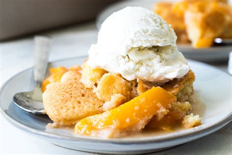 Peach Cobbler Ice Cream: A Delightful Treat That Will Tantalize Your ...