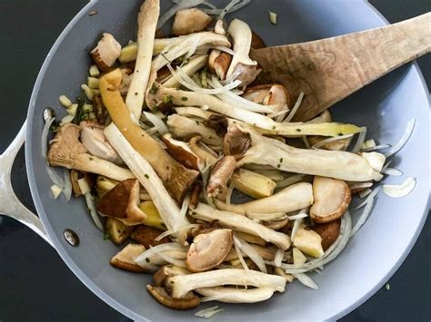 Best way to amp up flavor in classic green bean casserole beyond soup?