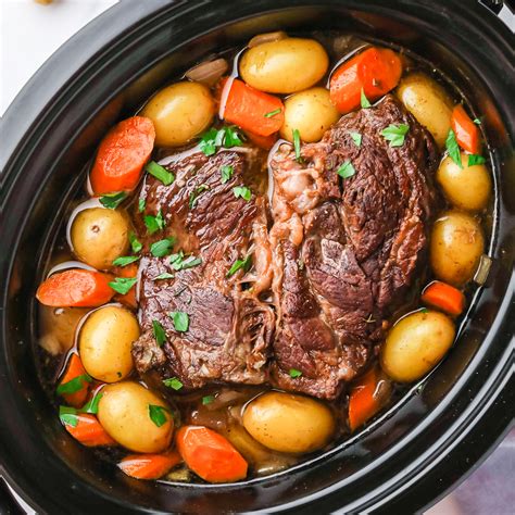 How to achieve deep, slow-cooked flavor in a quick one-pot weeknight meal?
