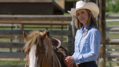 What Heartland pantry staples add big flavor to quick weeknight meals?