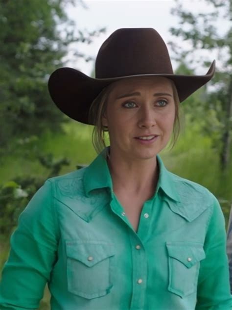 Heartland S018 Amber Marshall Green Shirt